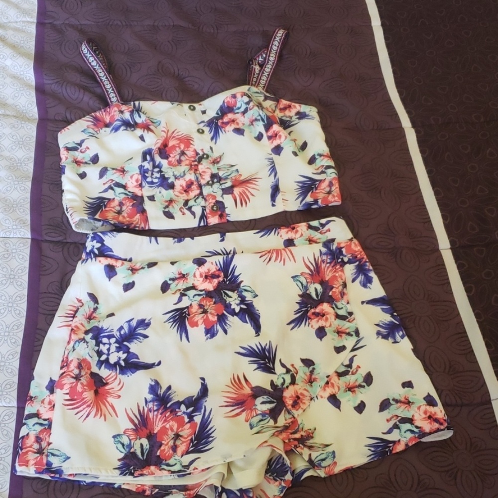 Two piece romper Top Size L Bottom Size M